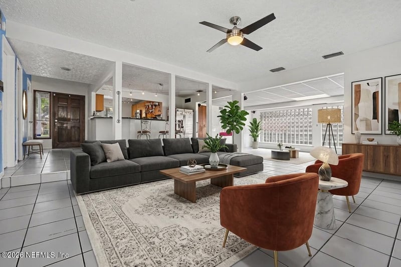 4258 Seabreeze Dr, Jacksonville, FL 32250