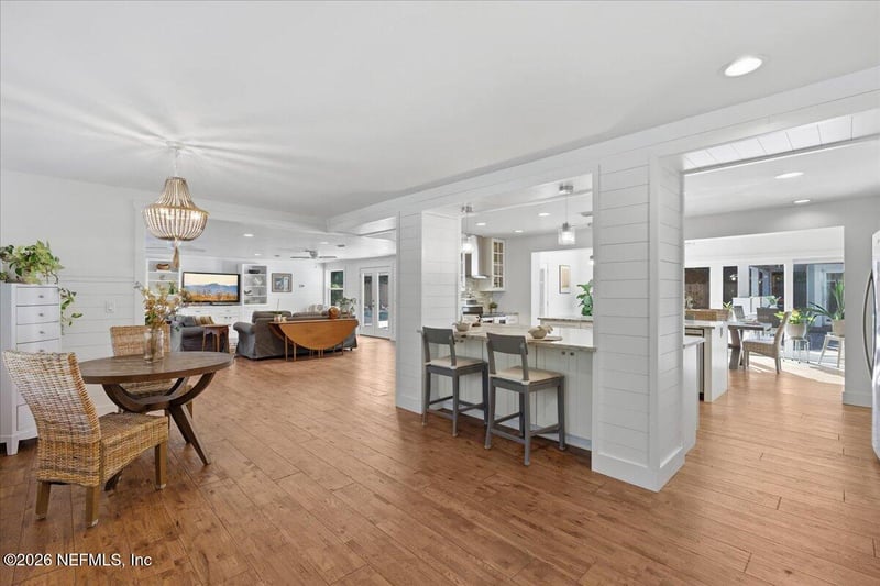 830 Hagler Dr, Neptune Beach, FL 32266