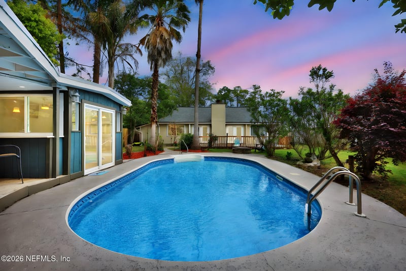 4340 Queensway Dr, Jacksonville, FL 32257