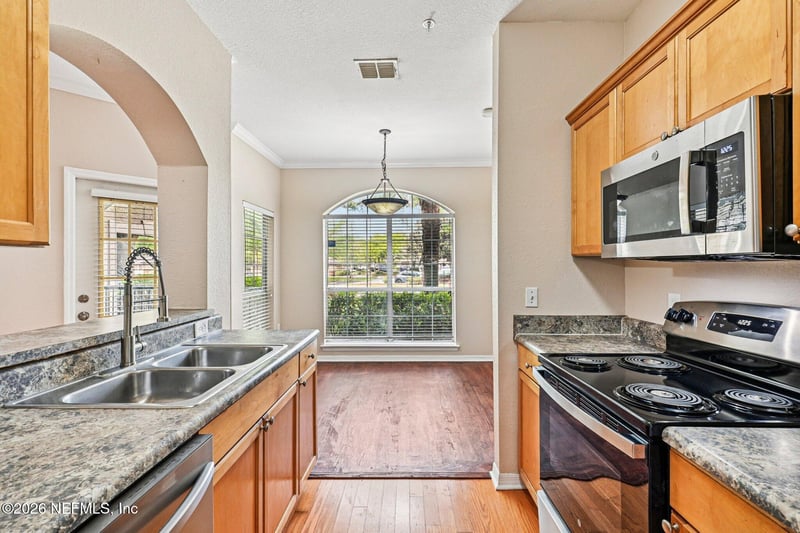 10961 Burnt Mill Rd #1213, Jacksonville, FL 32256