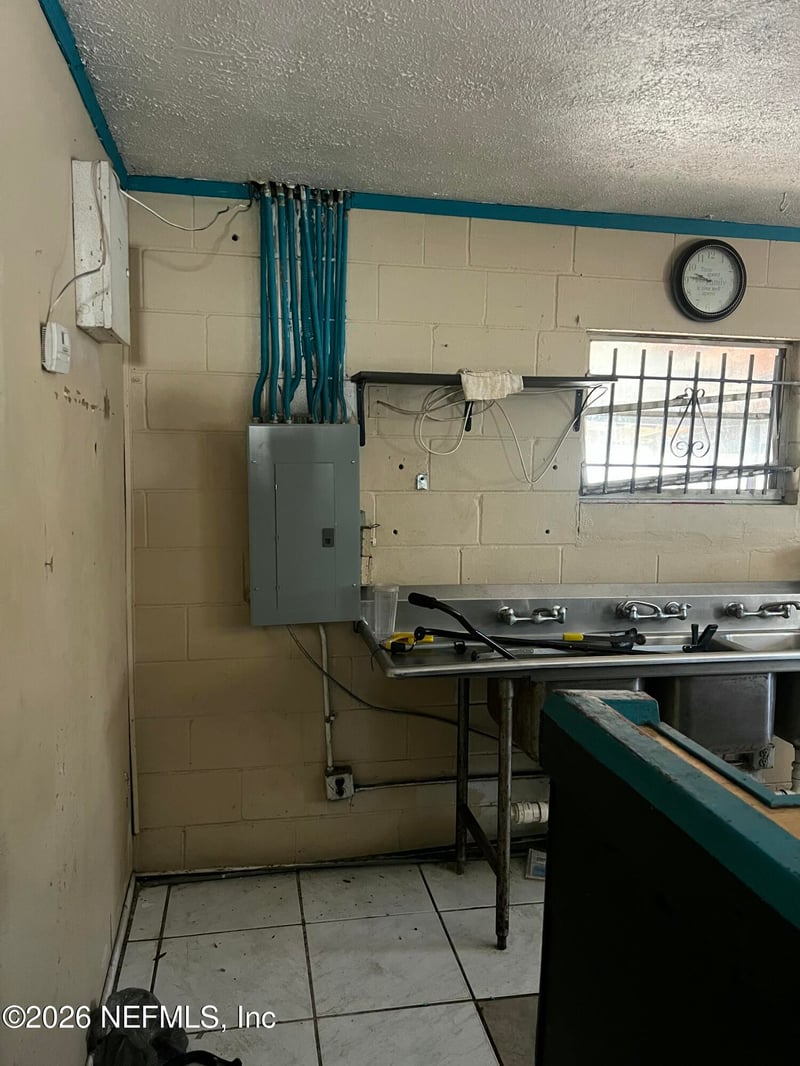 8019 Driggers St, Jacksonville, FL 32220