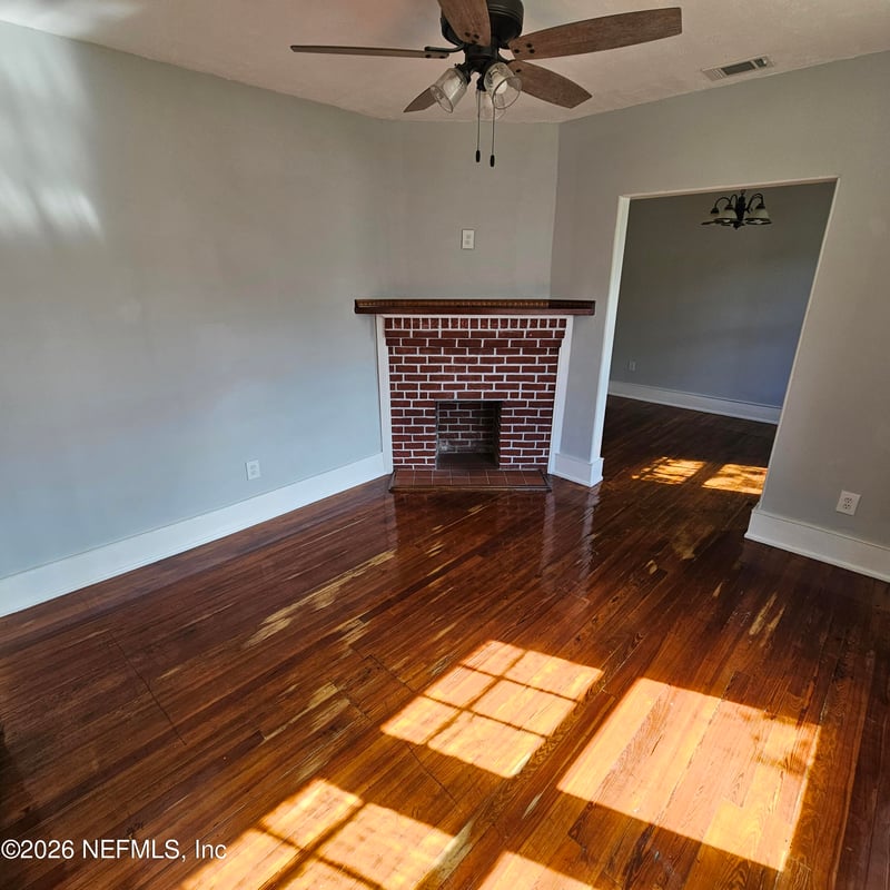 1167 Wolfe St, Jacksonville, FL 32205