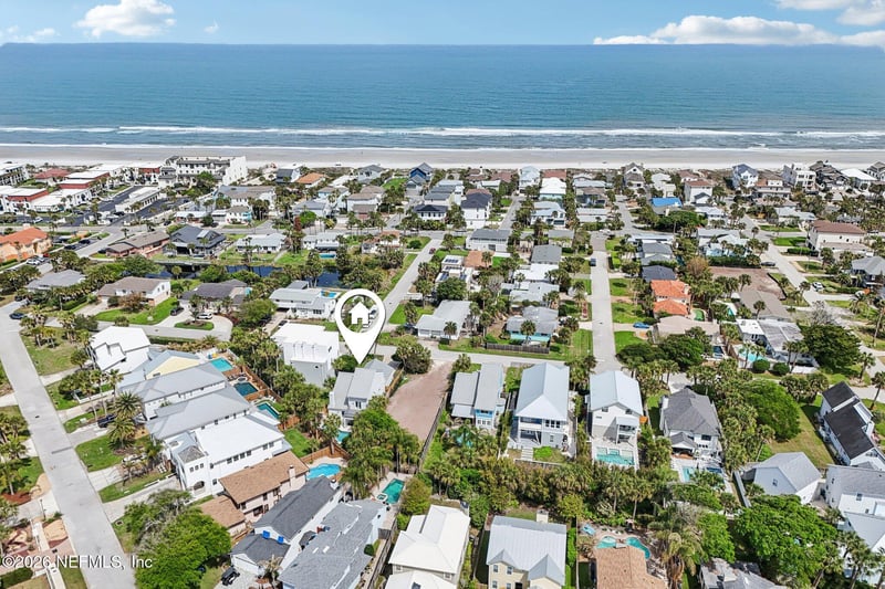 2802 2nd St, Jacksonville Beach, FL 32250