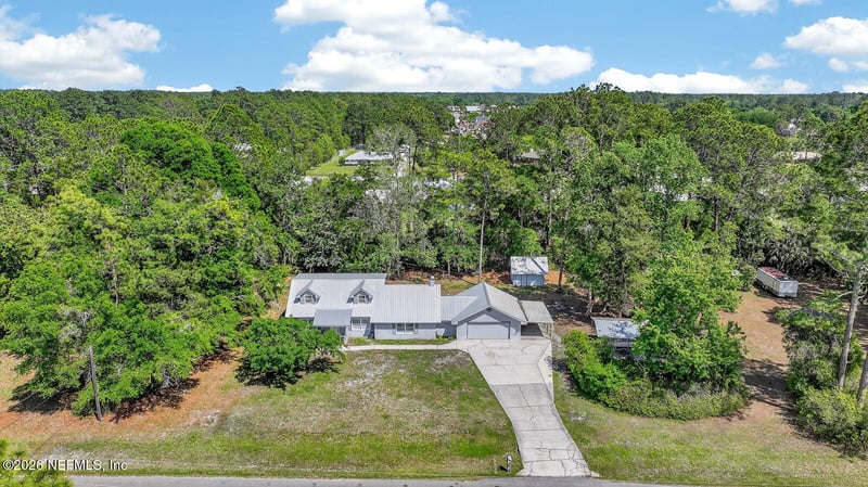 116 Round Lake Cir, Palatka, FL 32177