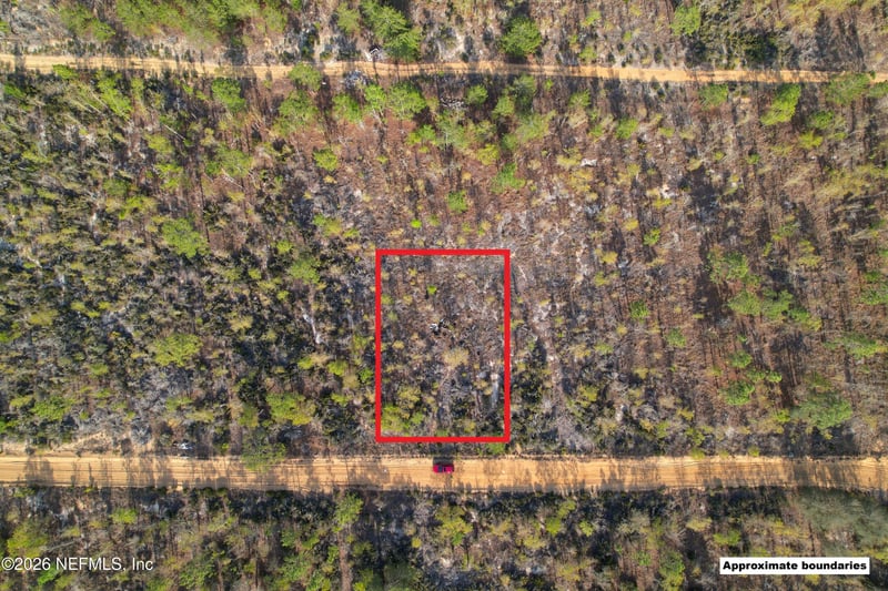 206 Marion Trl, Interlachen, FL 32148