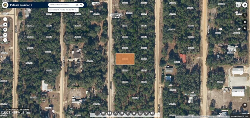 522 Janet Ave, Interlachen, FL 32148