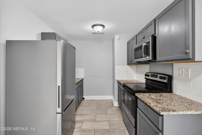 3425 Greenbrier Dr, Jacksonville, FL 32254