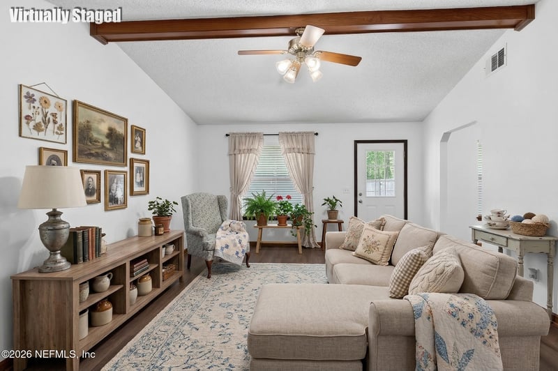 7149 Loves Dr, Jacksonville, FL 32222