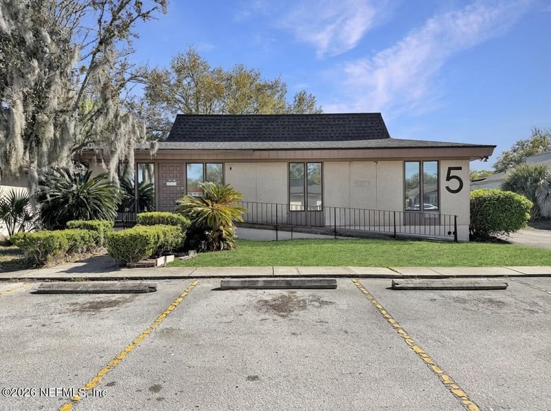 4131 University Blvd #5, Jacksonville, FL 32216