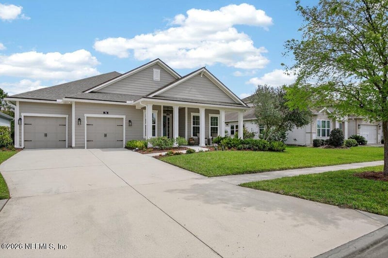 74 Pine Manor Dr, Jacksonville, FL 32081