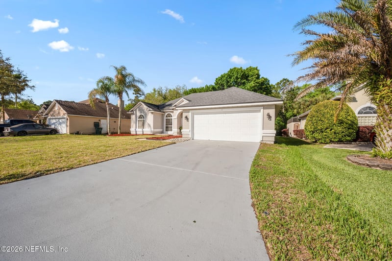 7938 Chase Meadows Dr, Jacksonville, FL 32256