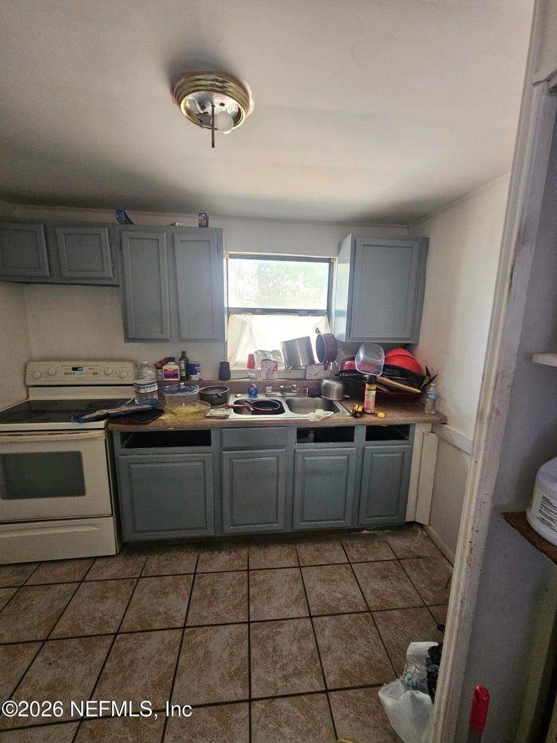 9135 5th Ave, Jacksonville, FL 32208