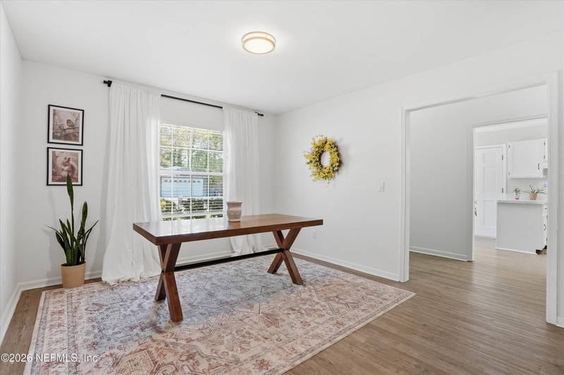 5903 Copper Creek Dr, Jacksonville, FL 32218