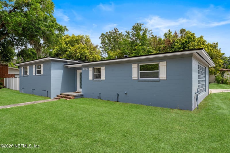 4013 Rogero Rd, Jacksonville, FL 32277