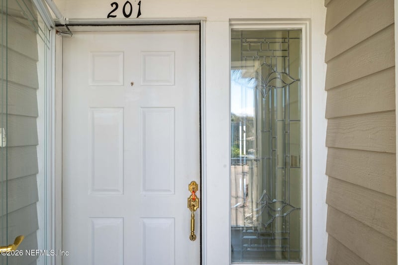 701 Beach Ave #201, Atlantic Beach, FL 32233