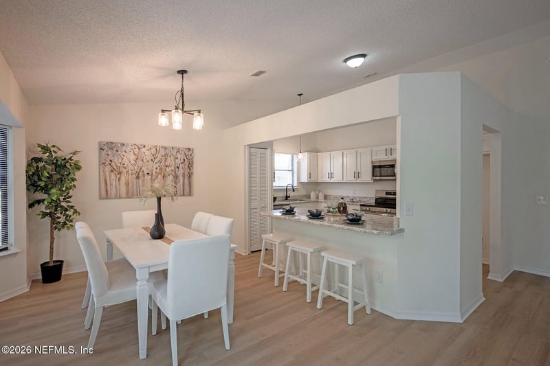 4776 Riverine Dr, Jacksonville, FL 32210