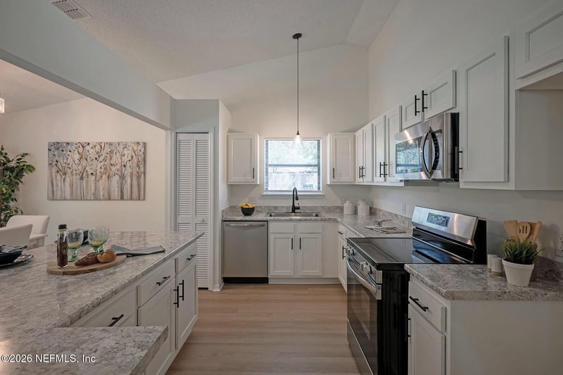 4776 Riverine Dr, Jacksonville, FL 32210