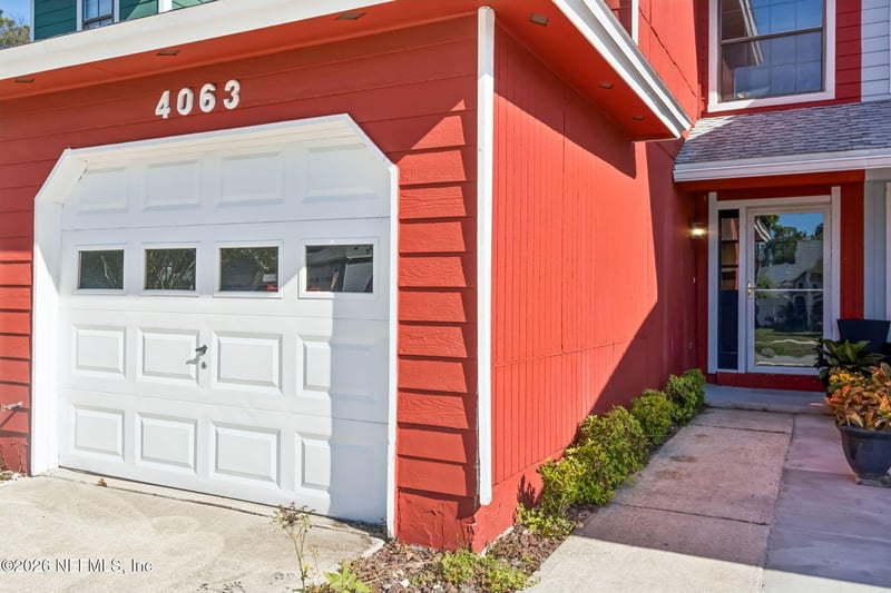 4063 Laurelwood Dr, Jacksonville, FL 32257
