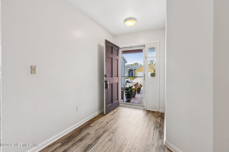 4063 Laurelwood Dr, Jacksonville, FL 32257