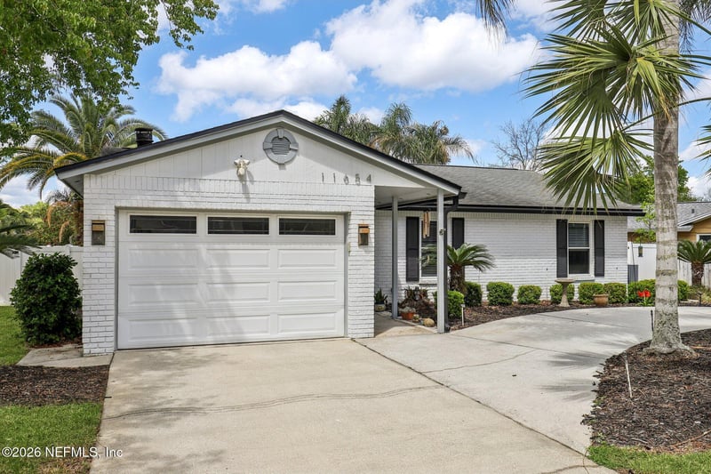 11654 Lake Ride Dr, Jacksonville, FL 32223