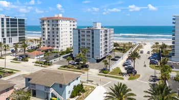 1551 1st St #101, Jacksonville Beach, FL 32250