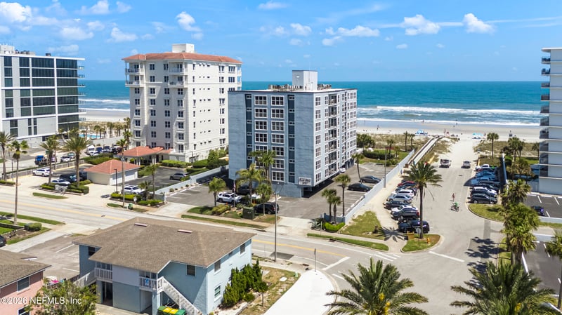 1551 1st St #101, Jacksonville Beach, FL 32250