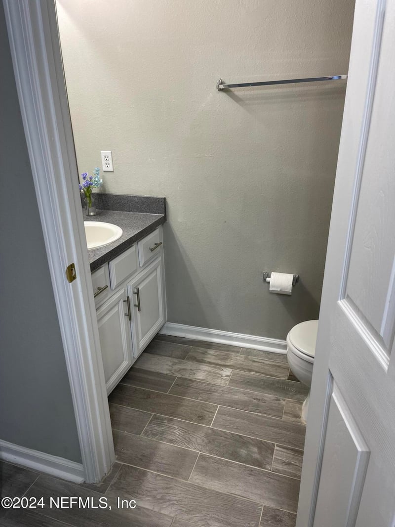 4727 Playpen Dr, Jacksonville, FL 32210