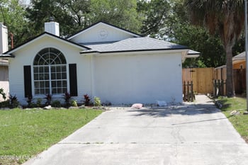 569 Camelia St, Atlantic Beach, FL 32233