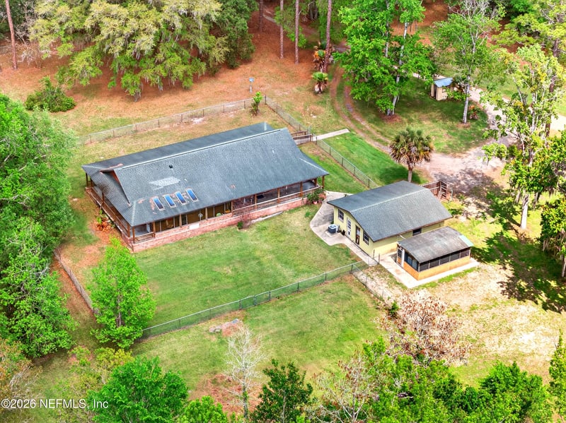 43122 Pineridge Dr, Callahan, FL 32011