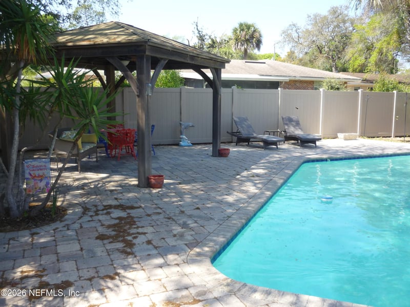 1932 Dalamon St, Jacksonville, FL 32211