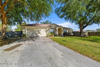 1431 Blues Creek Dr, Jacksonville, FL 32221