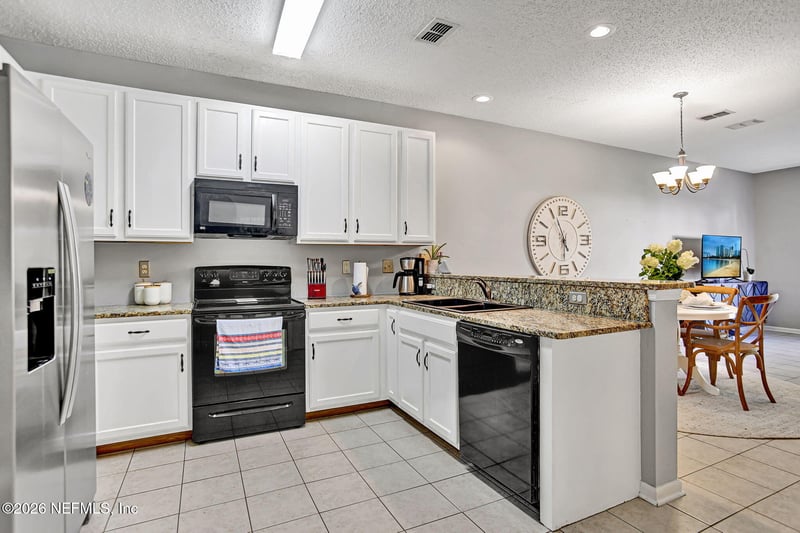 8629 Ribbon Falls Ln, Jacksonville, FL 32244