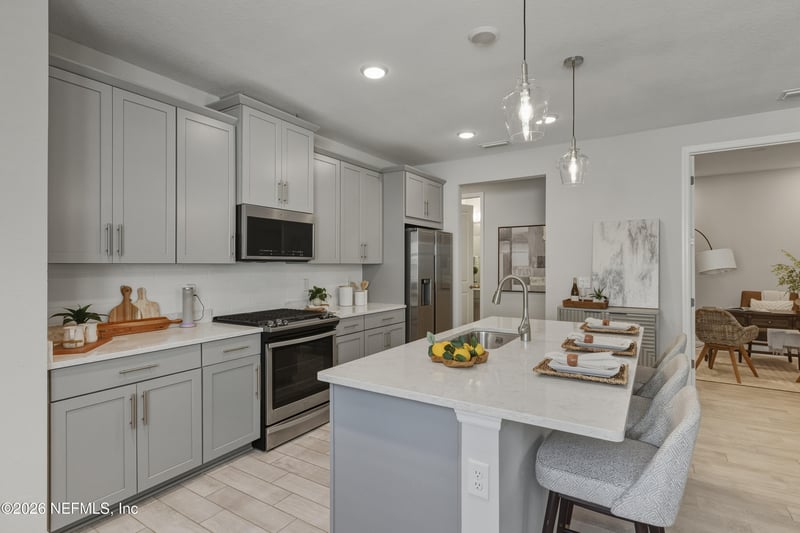 130 Juniper Hills Dr, St Johns, FL 32259