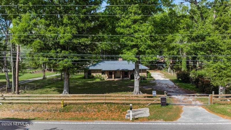 11668 V C Johnson Rd, Jacksonville, FL 32218