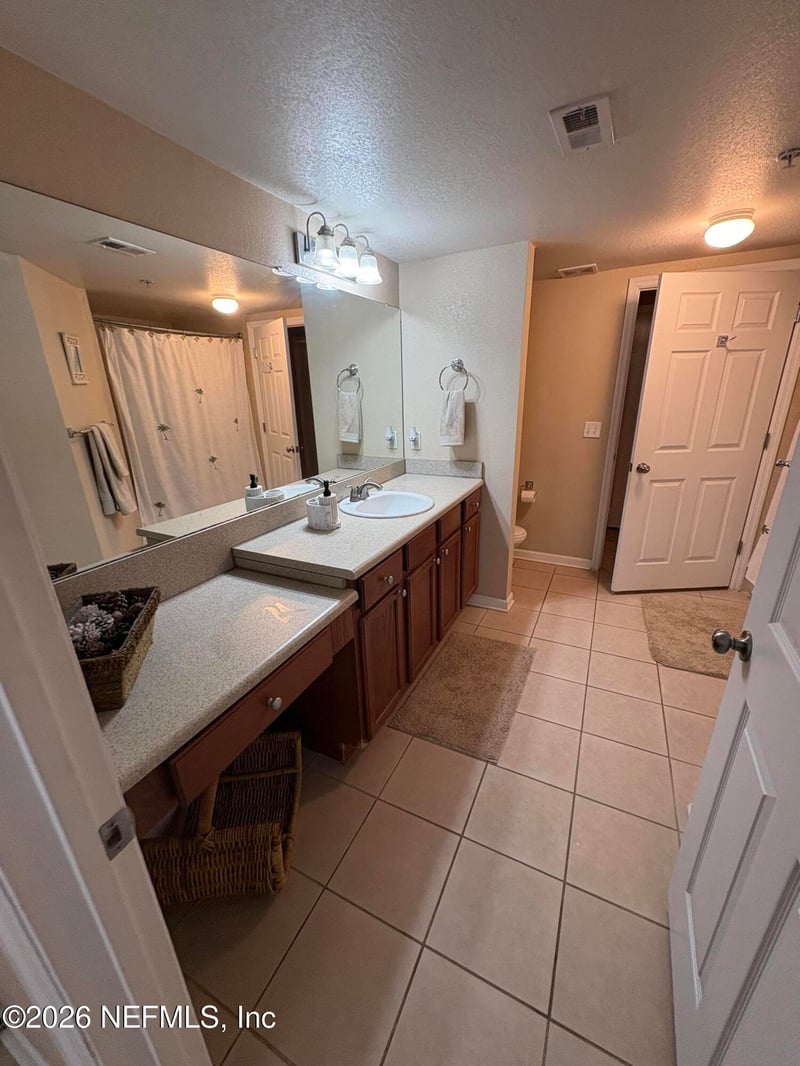 8550 Touchton Rd #235, Jacksonville, FL 32216