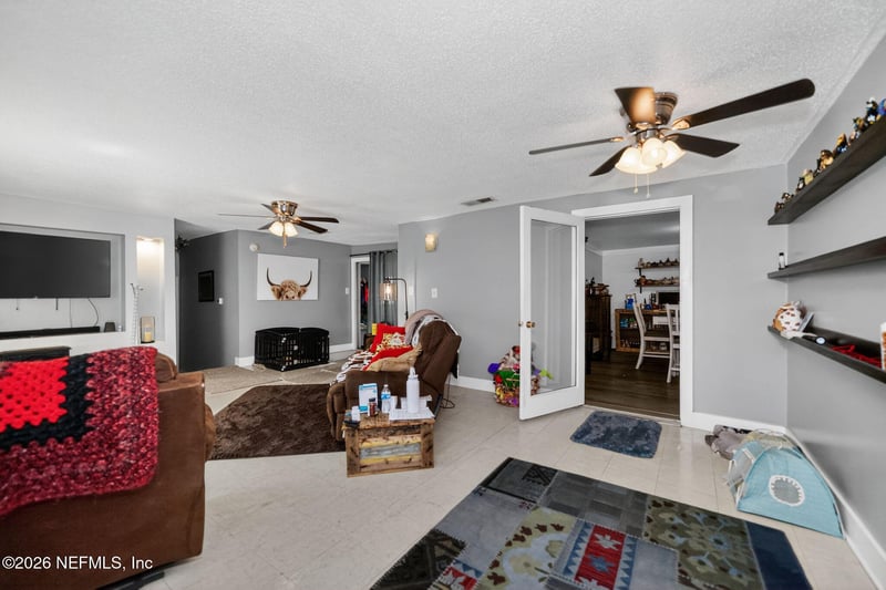 728 Walker Ave, Live Oak, FL 32064