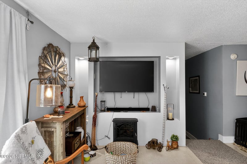 728 Walker Ave, Live Oak, FL 32064