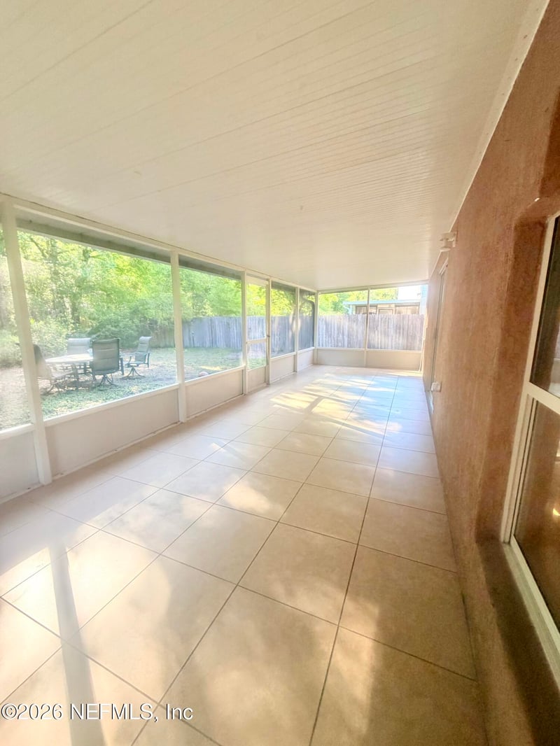 8190 Foxdale Dr, Jacksonville, FL 32210