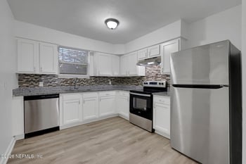2305 Jayson Ave, Jacksonville, FL 32208