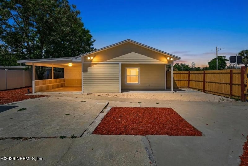 10432 Stone Rd, Jacksonville, FL 32246