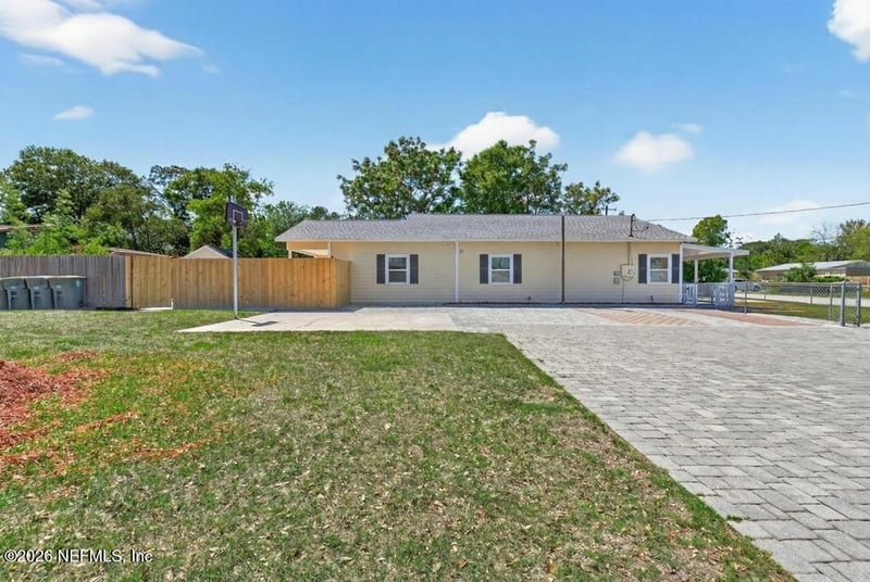 10432 Stone Rd, Jacksonville, FL 32246