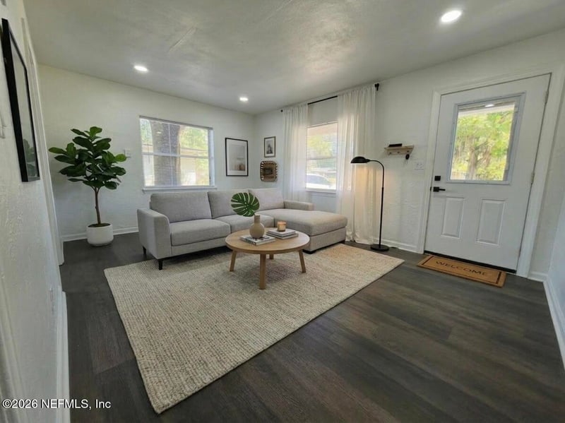 3544 Indigo Dr, Jacksonville, FL 32207