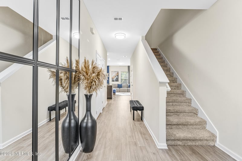 6628 Talking Tree Ct, Jacksonville, FL 32205