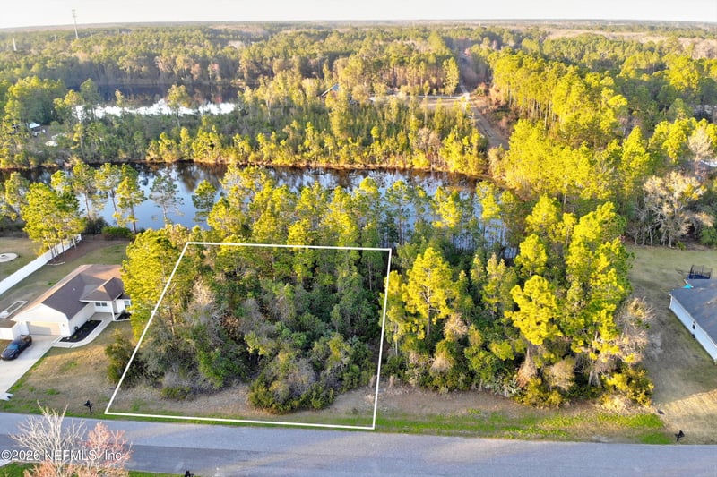 316 Crystal Lake Dr, St Augustine, FL 32084