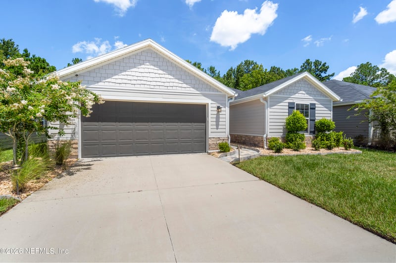 1558 Tanoan Dr, Jacksonville, FL 32221