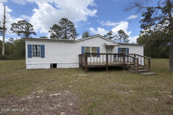 671 Cousintown Rd, Interlachen, FL 32148