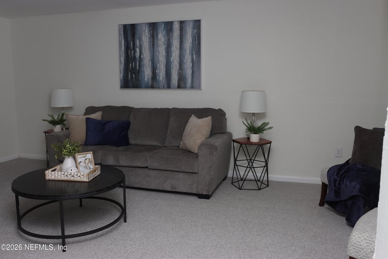 8424 Lincrest Dr, Jacksonville, FL 32208