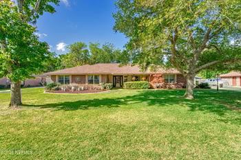 752 Cameron Dr, Orange Park, FL 32073