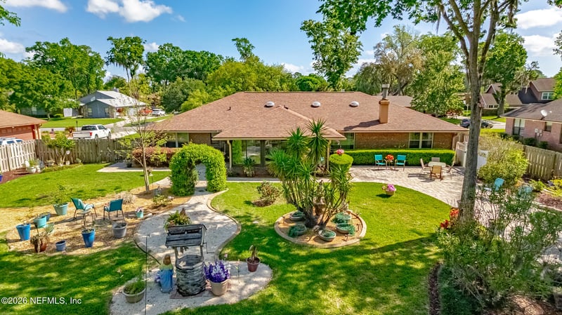 752 Cameron Dr, Orange Park, FL 32073