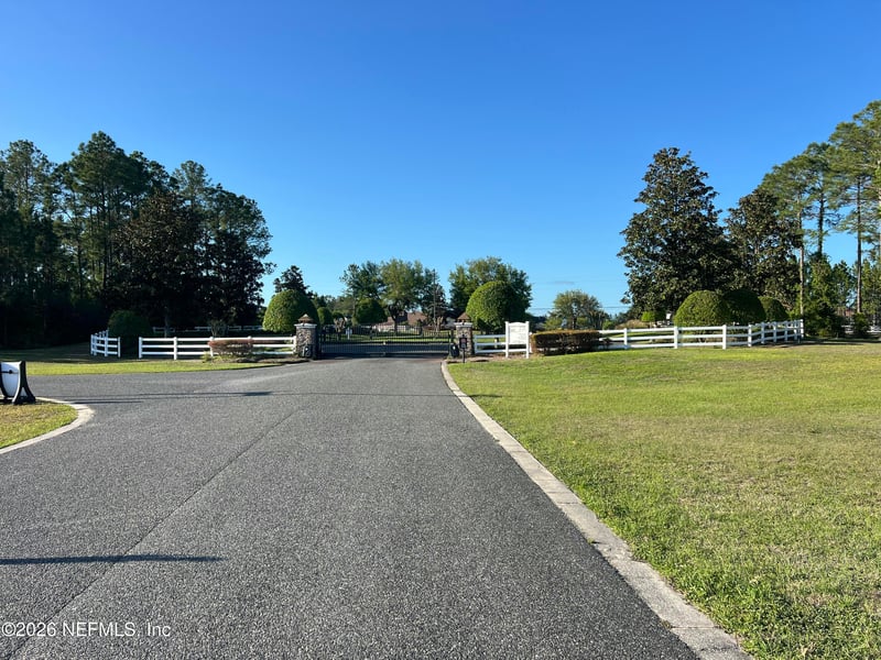 11111 Paddington Way, Jacksonville, FL 32219